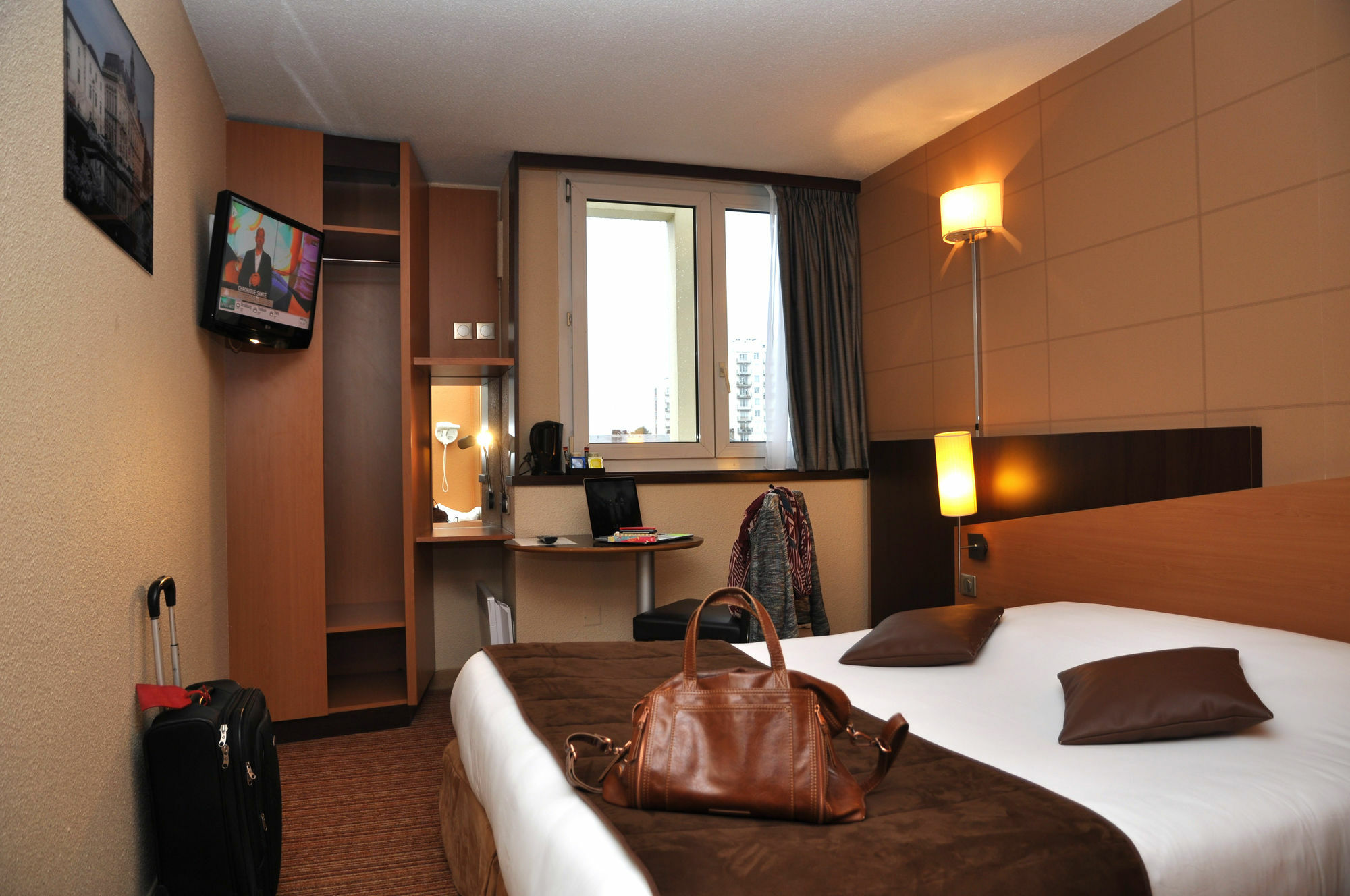 Ibis Centre Giraudeau Hotel